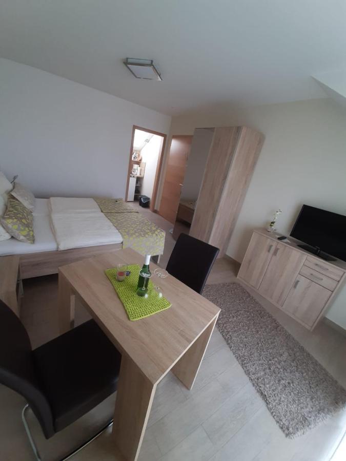 Apartmán Casa La Vino Leiwen Exteriér fotografie