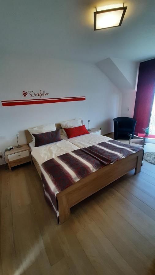 Apartmán Casa La Vino Leiwen Exteriér fotografie