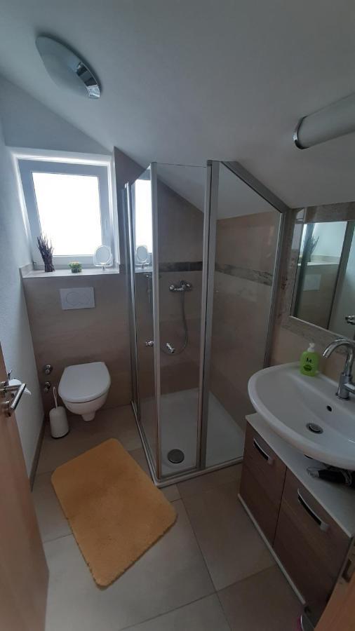 Apartmán Casa La Vino Leiwen Exteriér fotografie